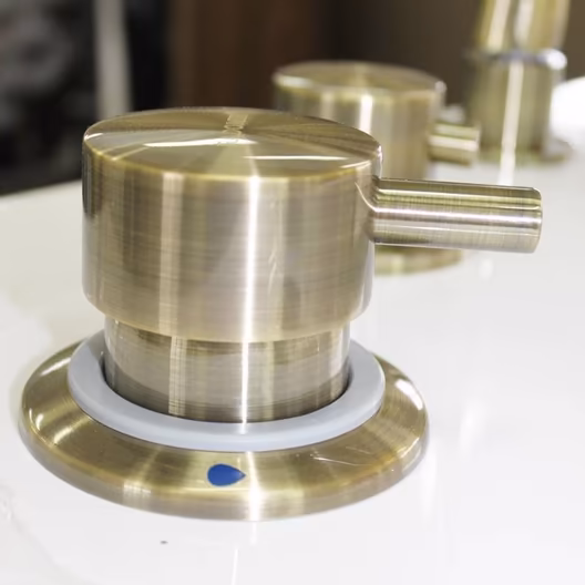 Смеситель "Бриз" (bronze), RADOMIR